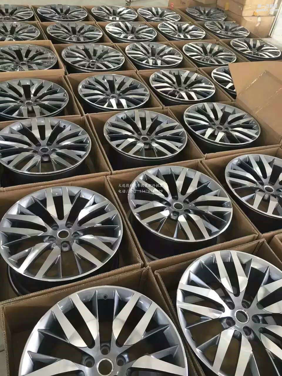 路虎22寸高配風(fēng)火輪輪轂鋼圈裝車效果