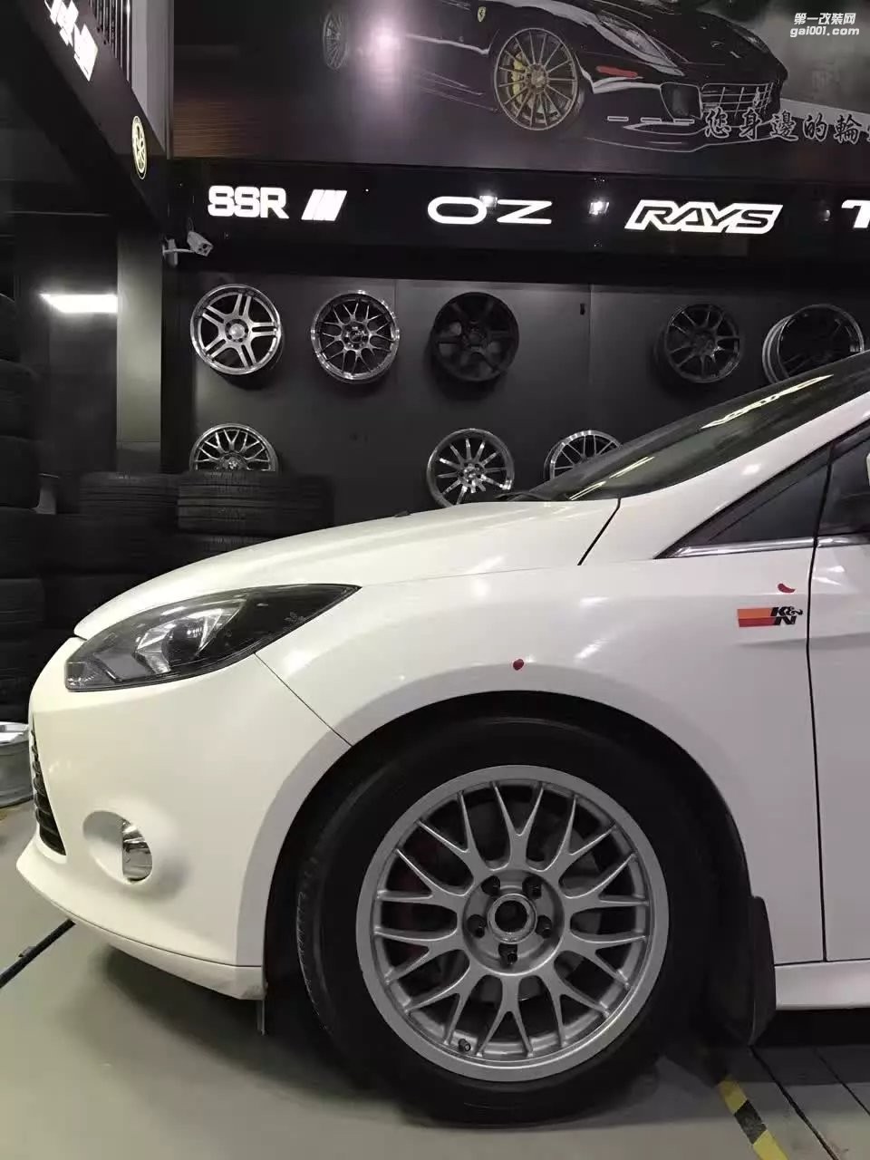 福特 ，換 17寸 BBS  完工