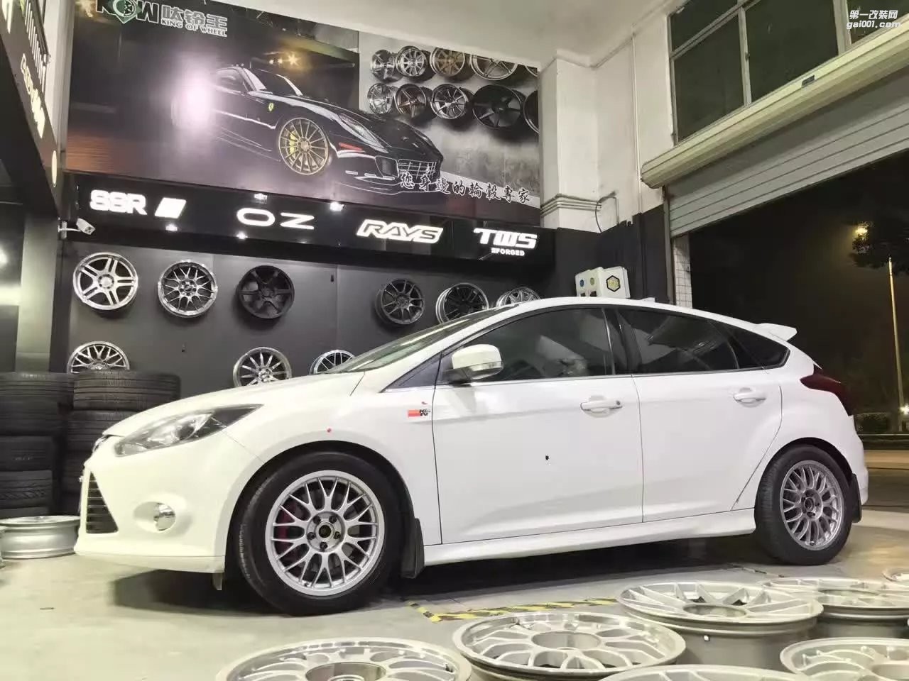 福特 ，換 17寸 BBS  完工