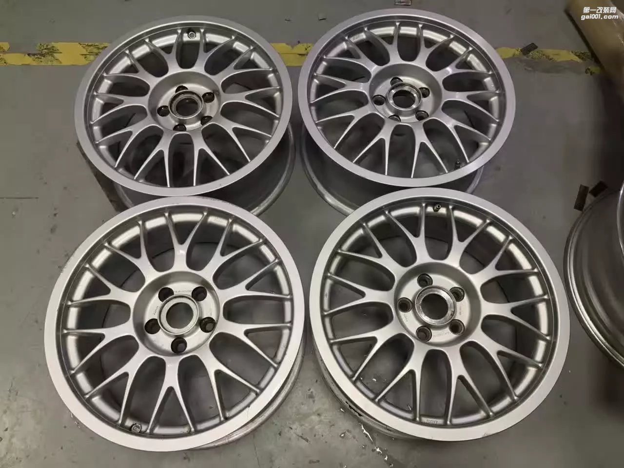 福特 ，換 17寸 BBS  完工