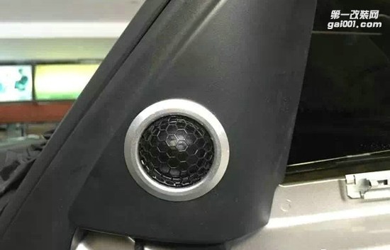 常州汽車音響改裝|寶馬320汽車音響改裝升級歌劇世家|至上音樂