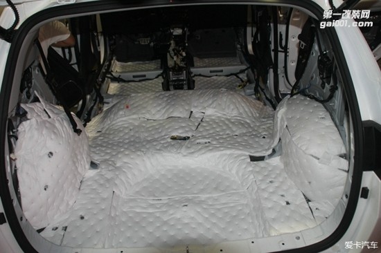 常州至上音樂為起亞KX5解除噪音 全車美特靜隔音降噪工程
