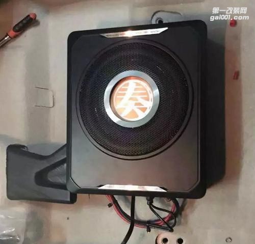 真的是和GL8干上了
