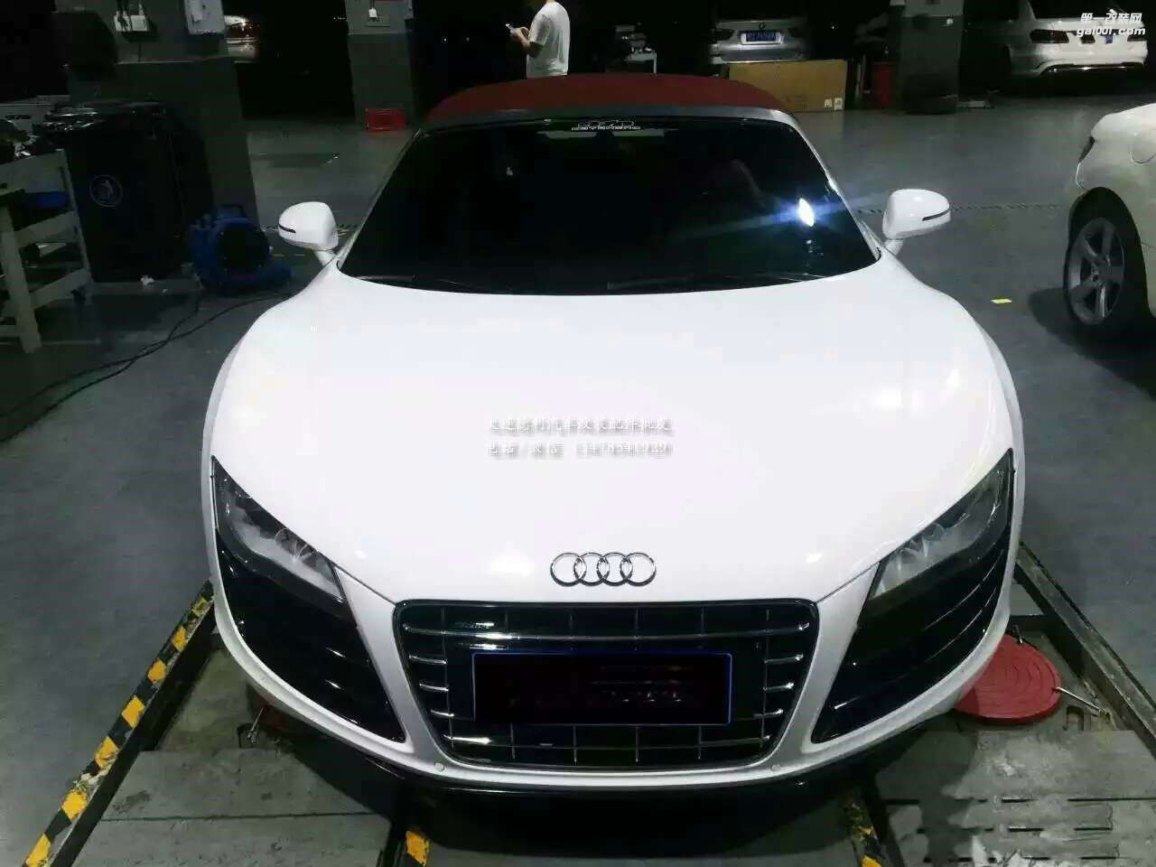 天蝎排氣老款R8改裝天蝎閥門排氣現(xiàn)貨