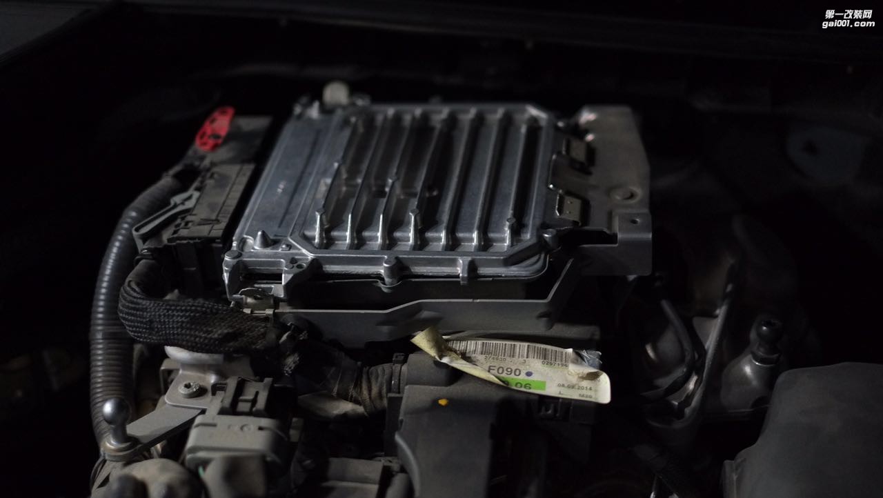 升級品牌：英菲尼迪Q50L升級ECU
