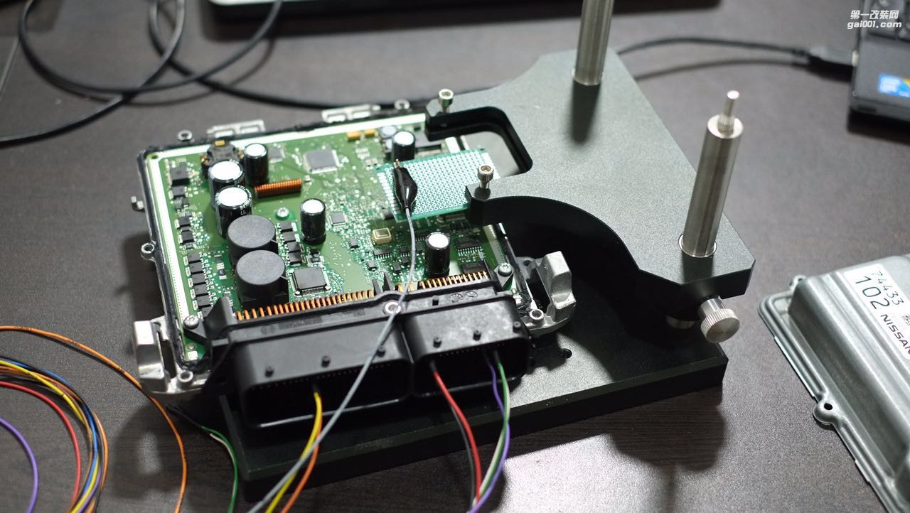 升級品牌：英菲尼迪Q50L升級ECU