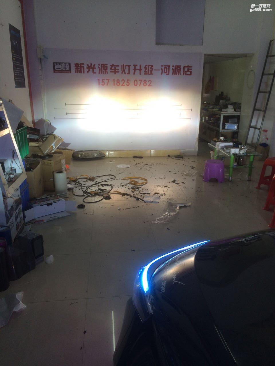 河源改燈 河源車燈改裝  河源新光源車燈升級(jí)改裝 河源改氙氣燈 河源改日行燈 豐田卡羅拉升級(jí)Q5雙光透鏡+巖崎燈泡+紅色惡魔眼+藍(lán)色天使眼+大燈眼眉
