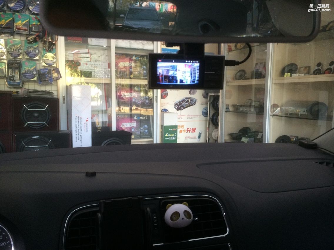 南寧汽車音響改裝大眾波羅音響改裝勁浪165A1喇叭中道隔音