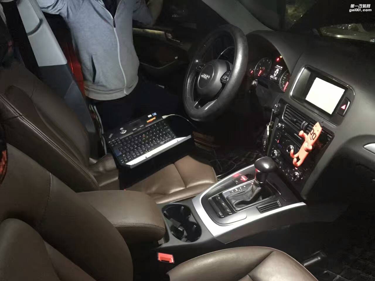 2015年奧迪q5  40tfsi動力特調