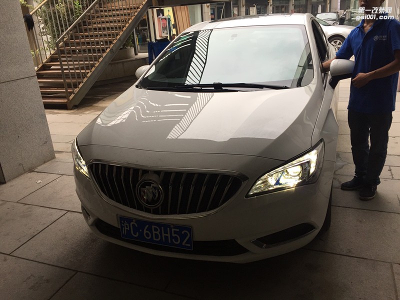 上海專業(yè)改燈 別克威朗車燈改裝Q5透鏡 歐司朗燈泡安定器