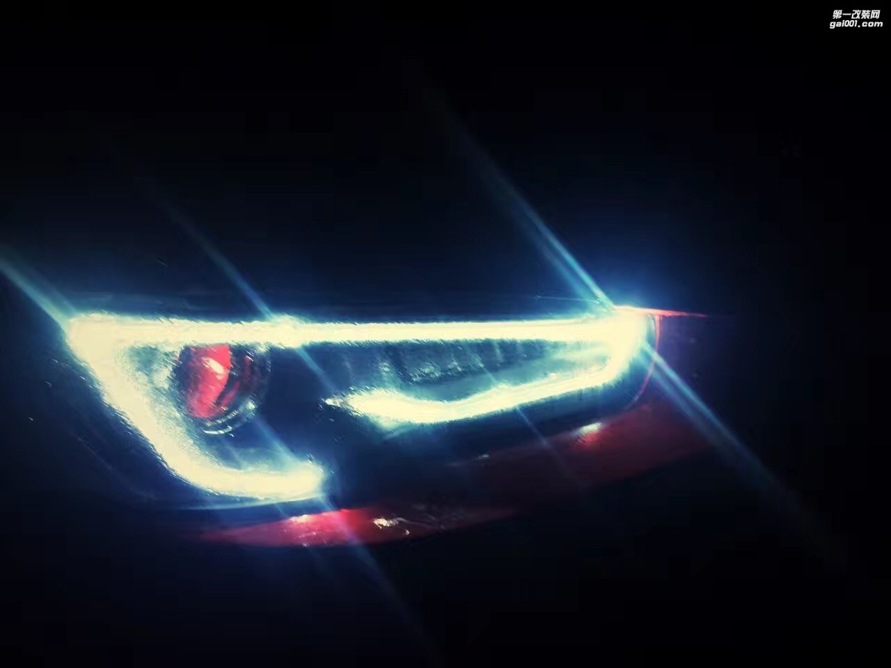 三菱翼神整車法拉利紅