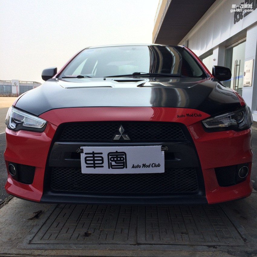 三菱翼神整車法拉利紅