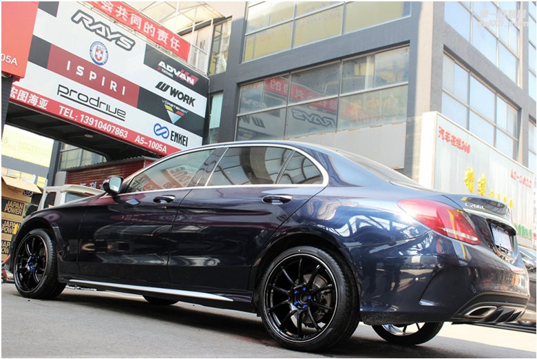 海亞：奔馳W205 C200 升級(jí) ADVAN RZ2 19寸超輕量化輪轂 性價(jià)比 倍耐力Pzero運(yùn)動(dòng)胎