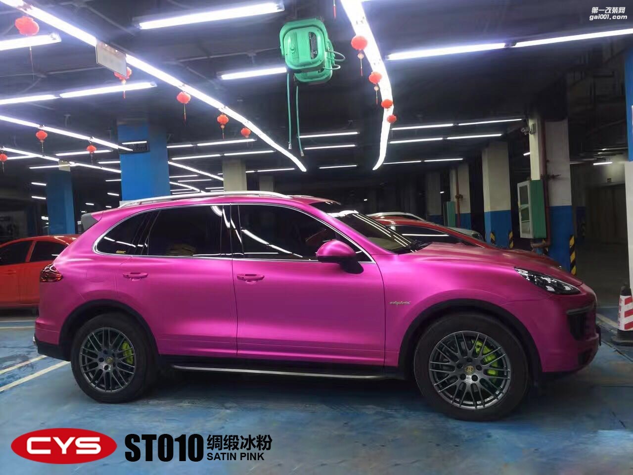 南昌貼膜改色 瑪莎拉蒂吉博力電光鈦金車身改色貼膜