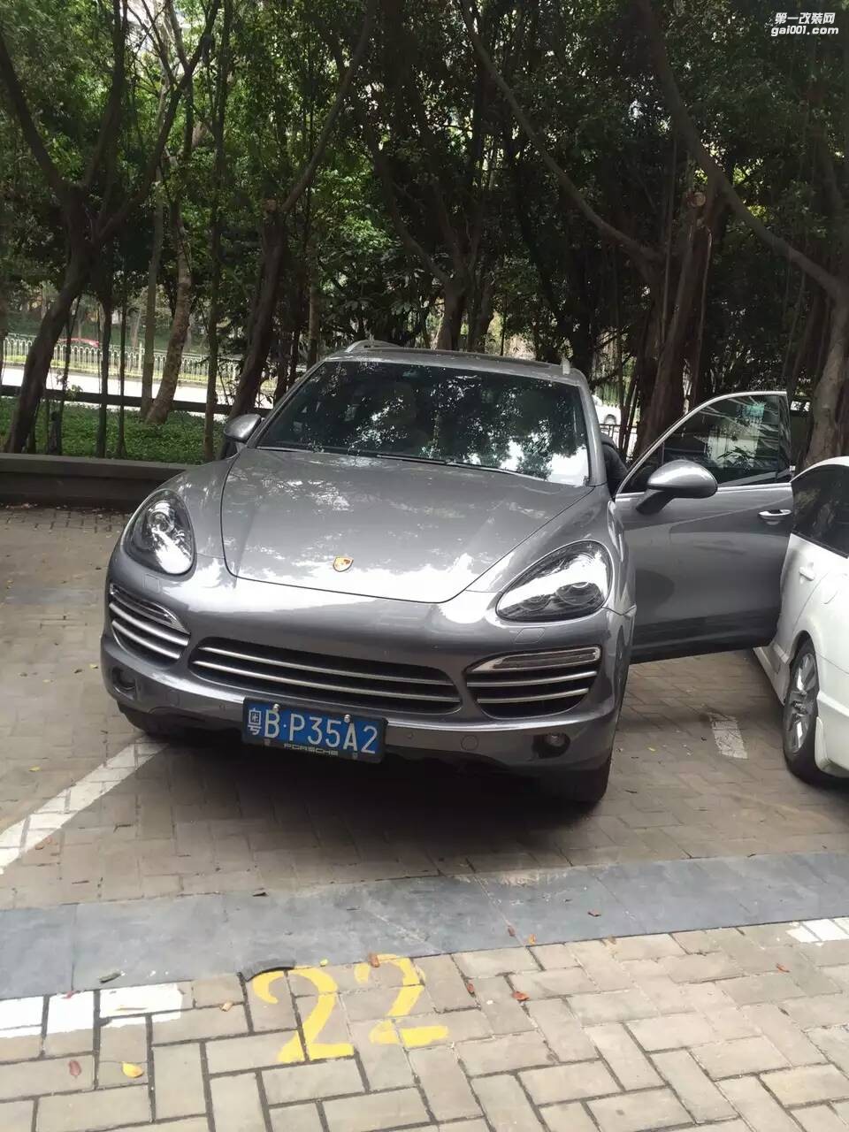 保時捷卡宴 升級dimecu 效果相當(dāng)良好