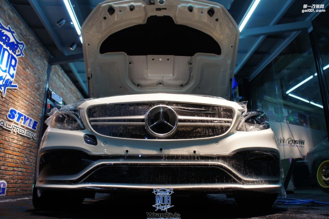 奔馳C63AMG 新車必備頂級透明保護膜（深圳廣州佛山車身改色貼膜）