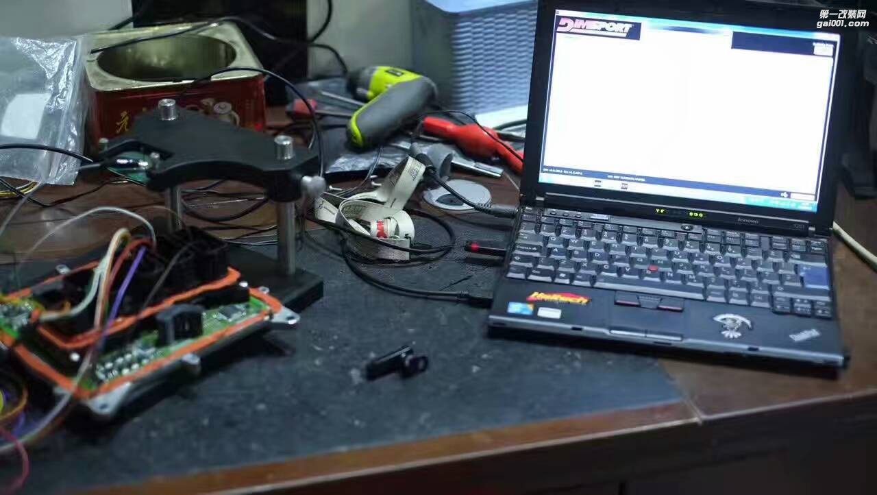 品牌:寶馬X4 xDrive20i