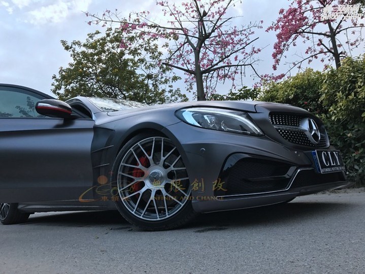奔馳新C級(jí)W205 全車大改案例展示 火力十足 傾力之作