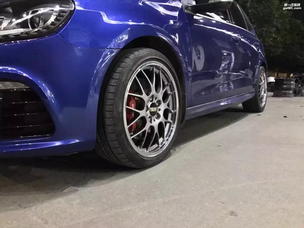 大眾，換 BBS  RGR 18寸 完工！