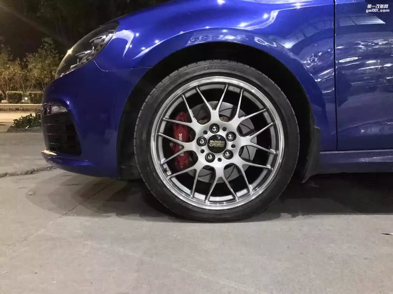 大眾，換 BBS  RGR 18寸 完工！