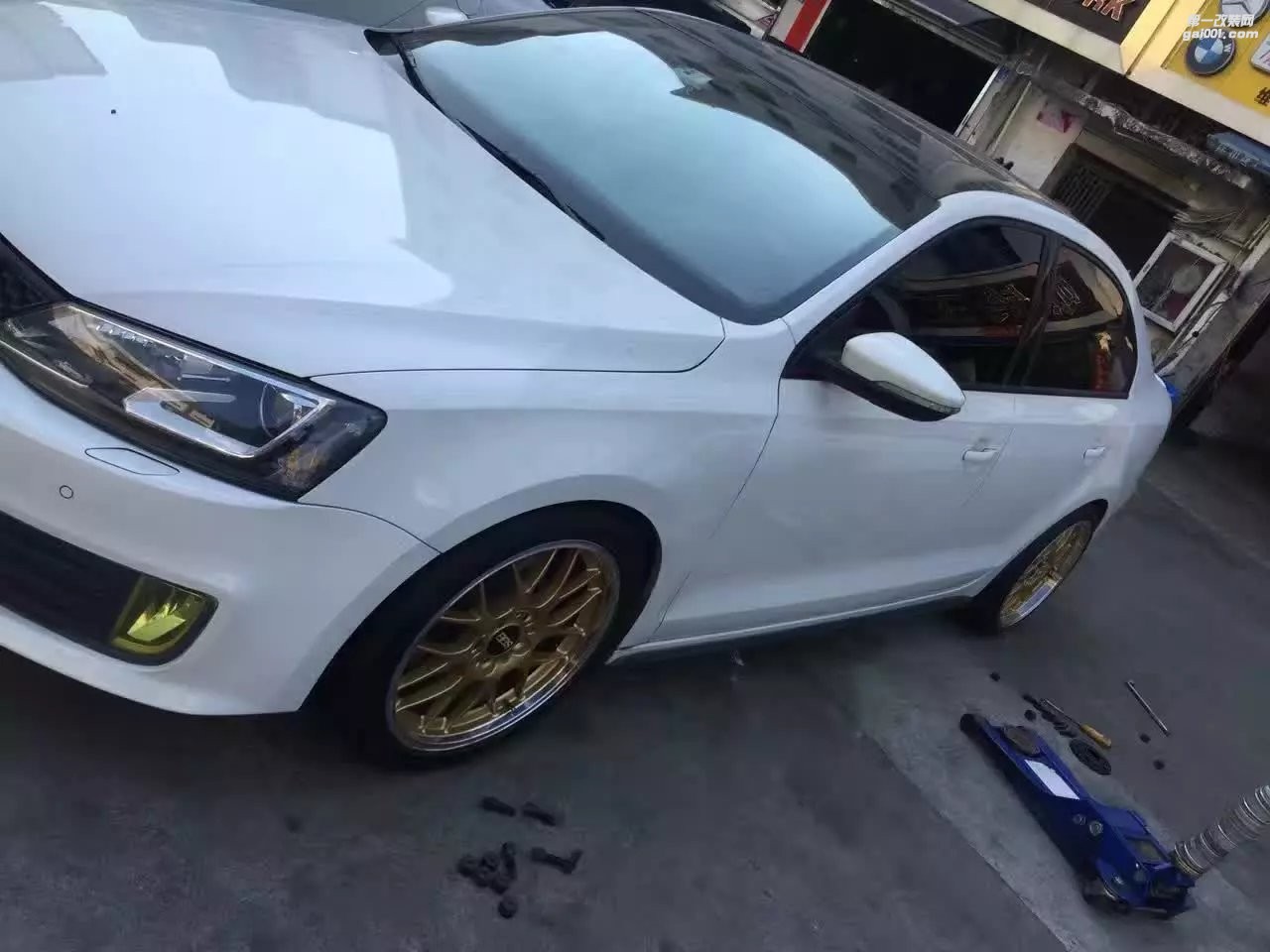 大眾，換 RGR  18寸 完工！
