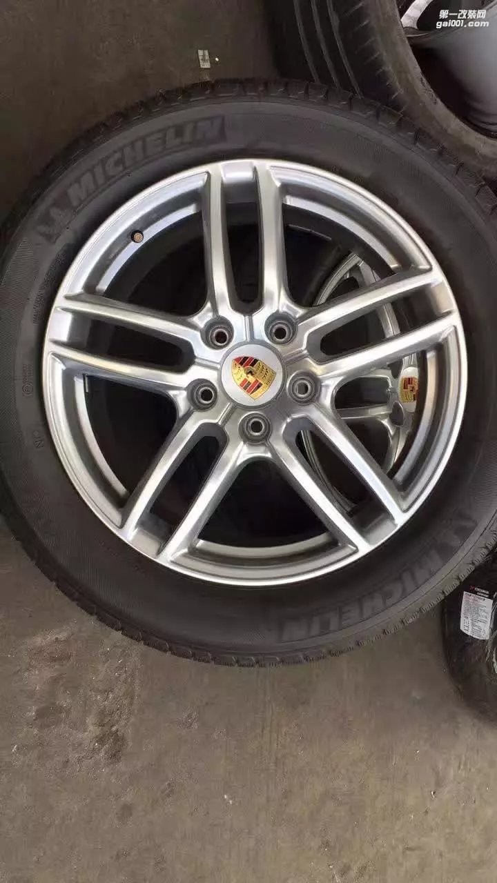 卡宴，換 原裝 19寸 完工！