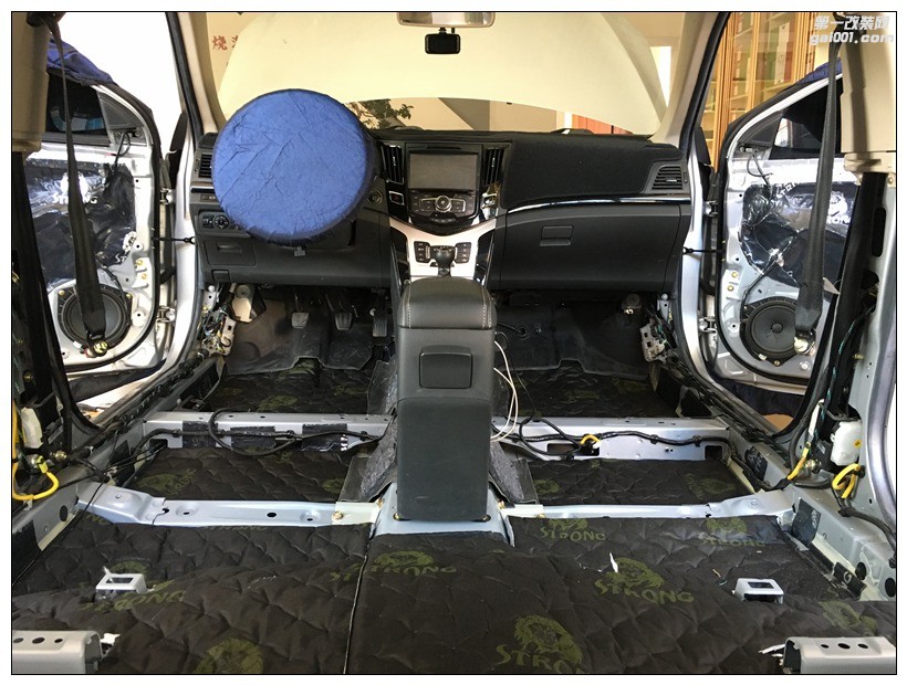 昆明汽車隔音降噪,比亞迪速銳全車獅龍頂級(jí)隔音降噪——云南先望出品