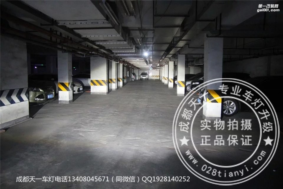 成都16款探險(xiǎn)者改燈遠(yuǎn)光改裝Q5海拉雙光透鏡歐司朗氙氣燈