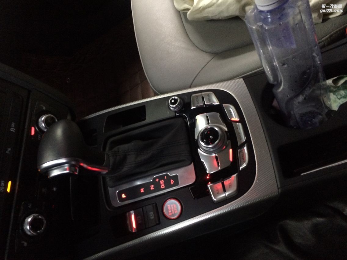 奥迪A4旅行版升级无钥匙进入+一键启动+自动驻车