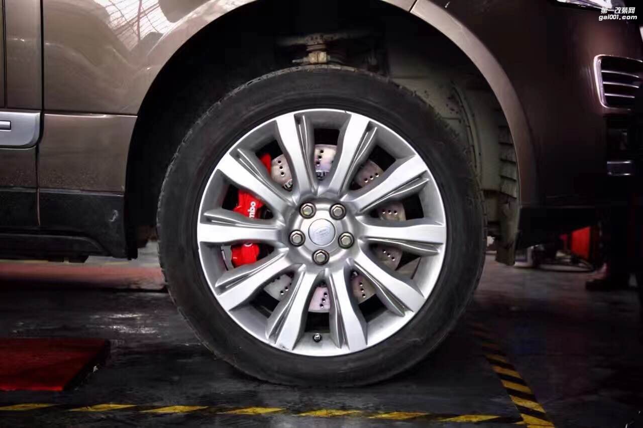 海亞：路虎攬勝改裝意大利brembo GT6 405mm打孔通風(fēng)浮動(dòng)碟 全原裝帶防偽卡