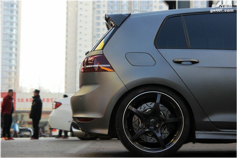 海亞：大眾高爾夫7R 升級(jí) RAYS G50 19寸鍛造輪轂 brembo GT6 350X34龍紋碟 帶防偽卡