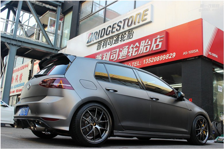 海亞：別人家的高爾夫 7R 換裝 BBS RI-A 18寸 新款DB色 搭配brebo GT6全原裝卡鉗