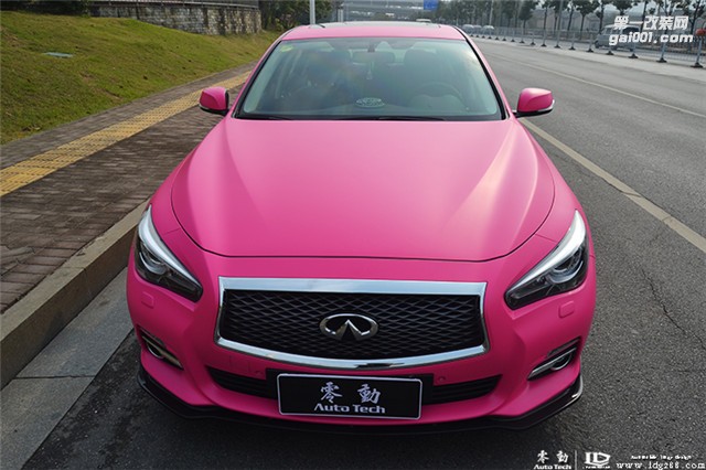 英菲尼迪全車麥克貼亞光玫紅，碳纖維套件