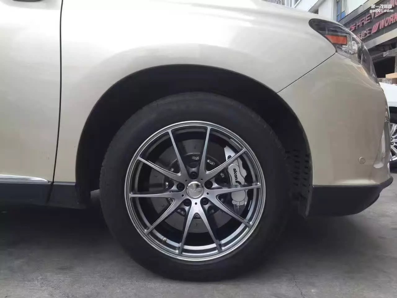 雷克薩斯，換  RAYS  G25  完工！