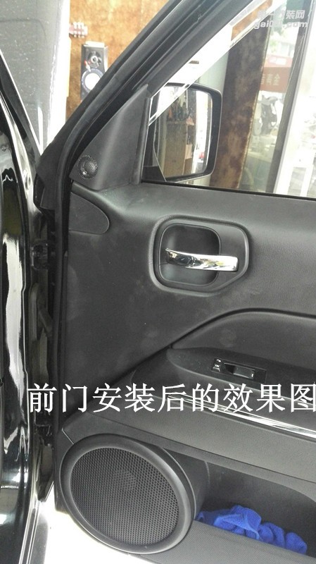 Jeep吉普指揮官汽車音響改裝德國(guó)彩虹喇叭-鄭州金聲音響
