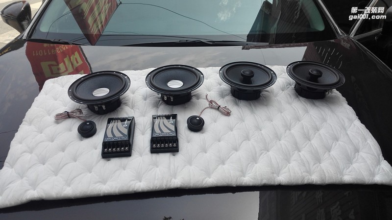 雷克薩斯汽車音響改裝德國彩虹-鄭州金聲汽車音響