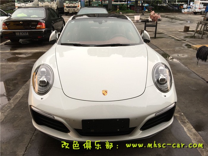 保時(shí)捷911全車施工專車專用透明保護(hù)膜 隱形車衣 漆面保護(hù)膜