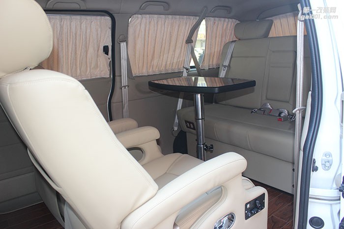 金杯閣瑞斯 商務(wù)車改裝價格！?。? aid=