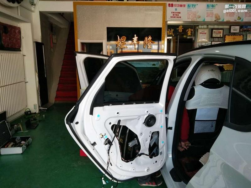 青島汽車音響——煜豐隆獨(dú)家代理寶馬專用音響