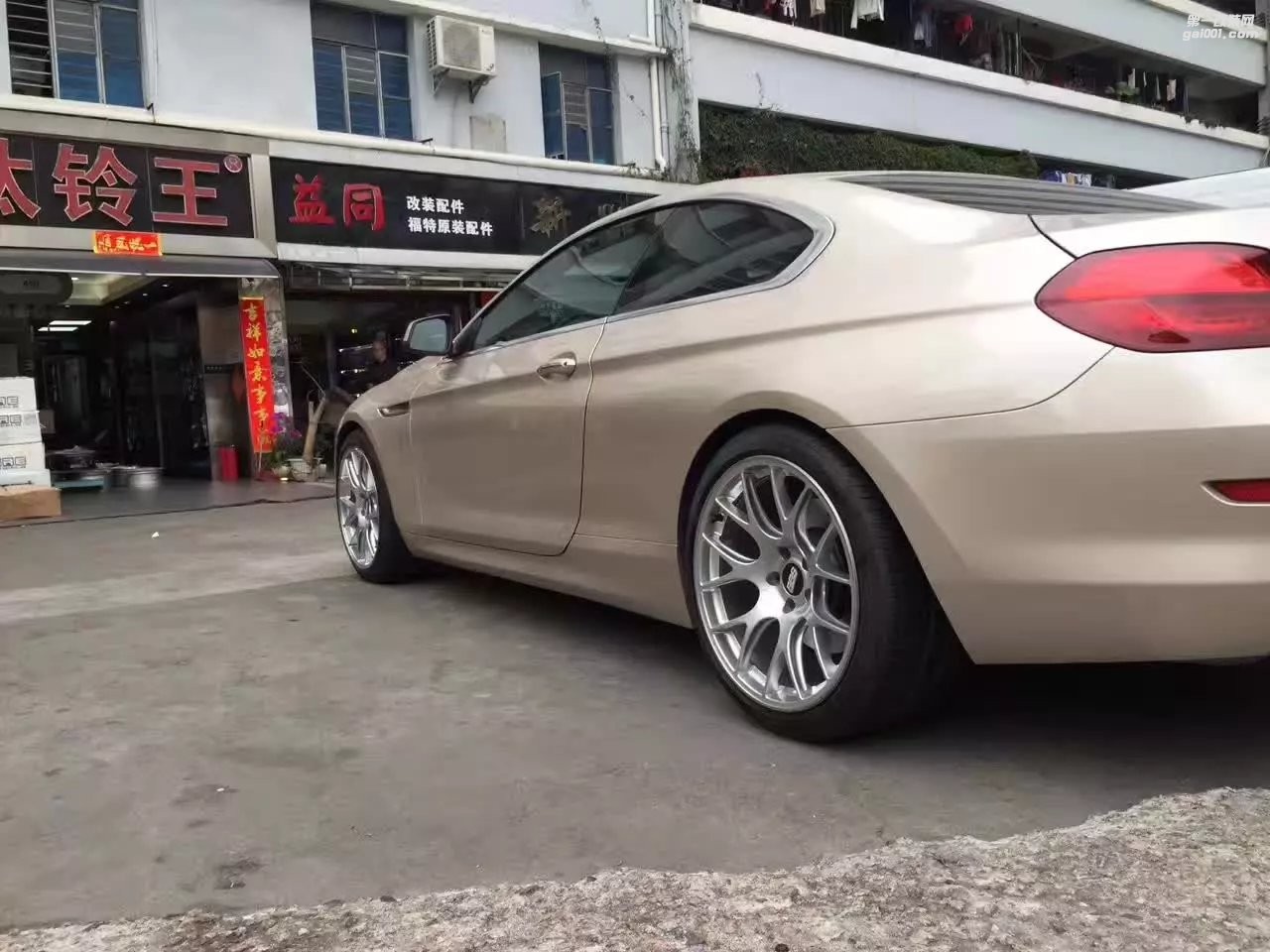 寶馬，換 德國  BBS  完工！
