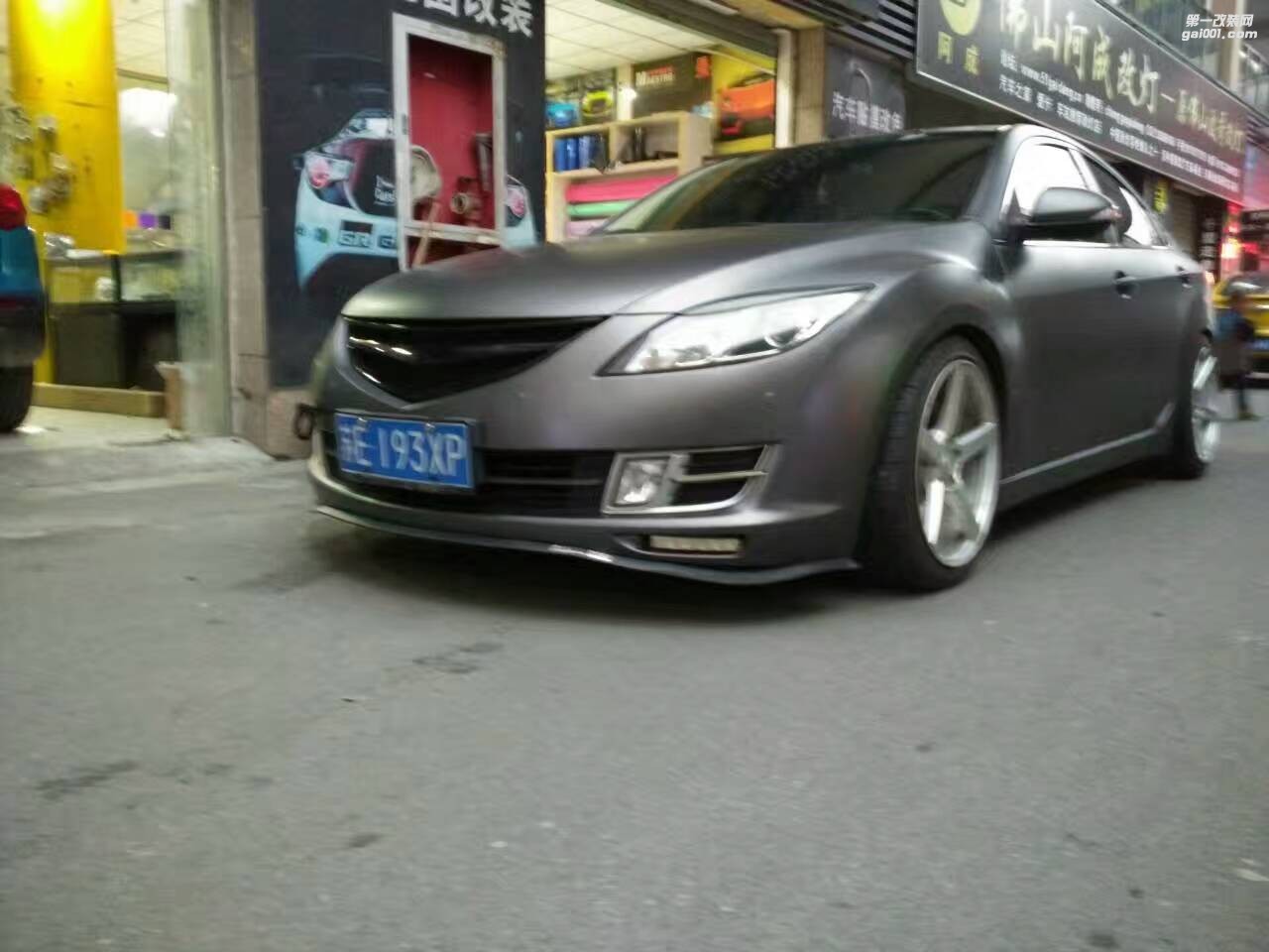 馬自達睿翼全車戰(zhàn)斗灰