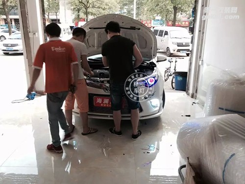 【廣州炫瀾車燈】豐田雷凌升級(jí)精剛海拉5雙光透鏡+精剛X5安定器