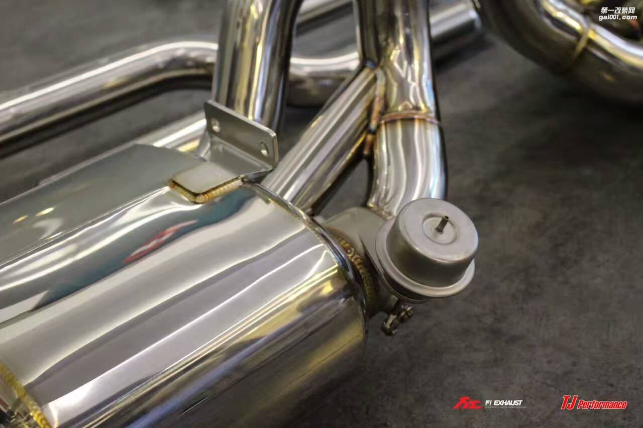 TJ：保時(shí)捷卡雷拉S 991 911 Fi exhaust