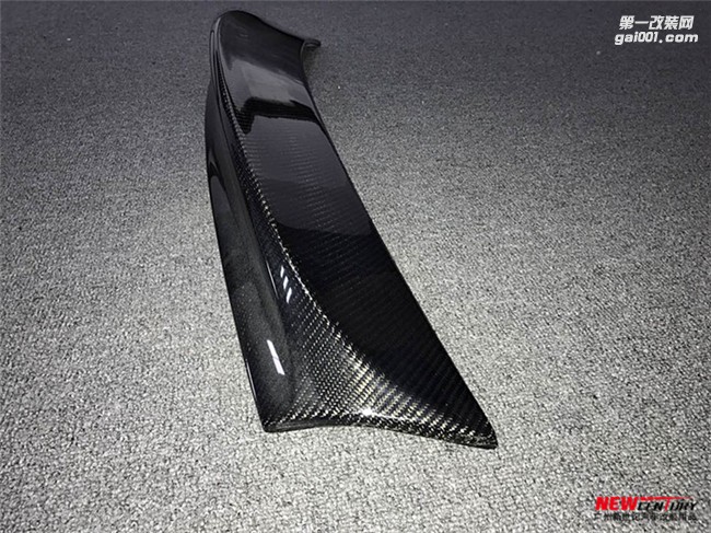 老款宾利欧陆GT改装WALD碳纤维尾翼 小包围套件前杠后杠排气