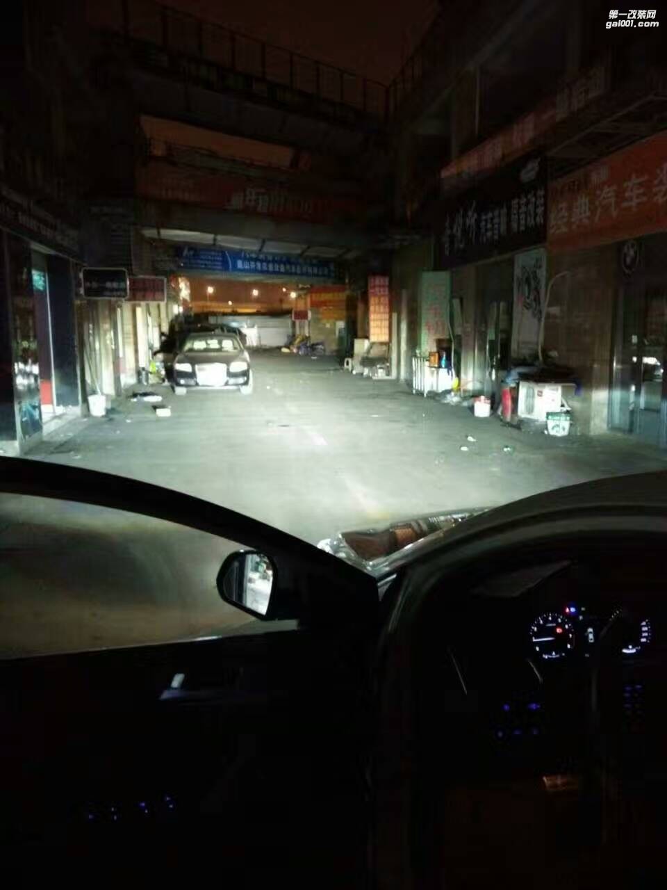 昆山改燈讓燈照亮回家的路