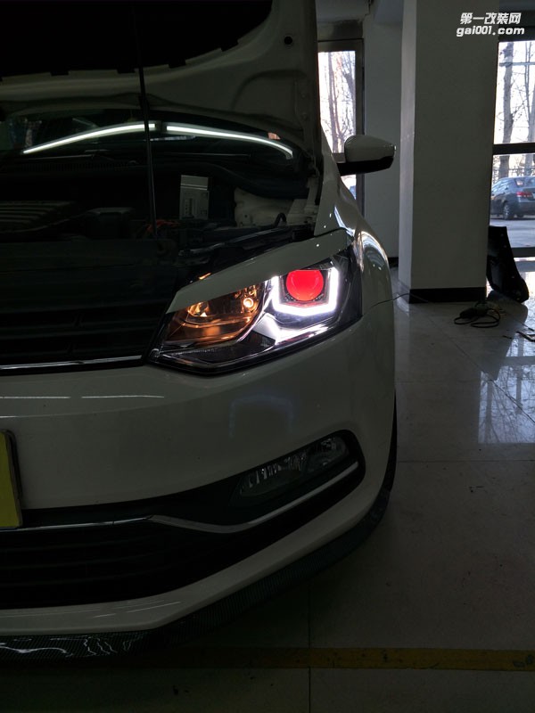 西寧POLO改燈|精藝精車燈改裝|汽車大燈改裝