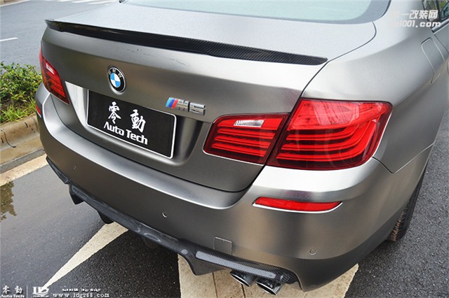 寶馬5系車身貼膜 啞光電鍍鎢鋼——長(zhǎng)沙改色貼膜店