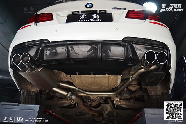 寶馬5系車身貼膜 啞光電鍍鎢鋼——長(zhǎng)沙改色貼膜店