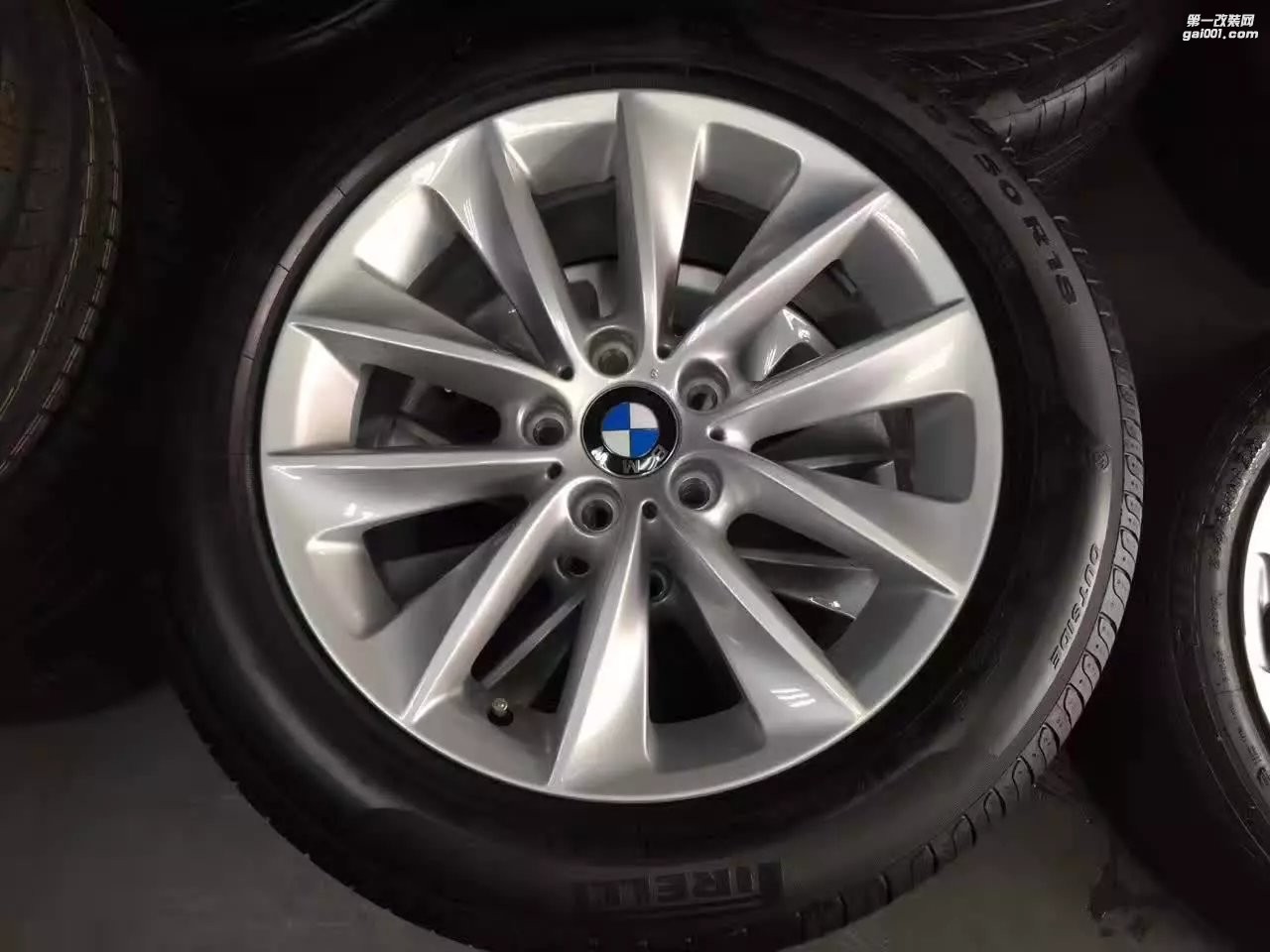 新車拆，寶馬 5系GT 原廠 18×8J ET43 5×120
