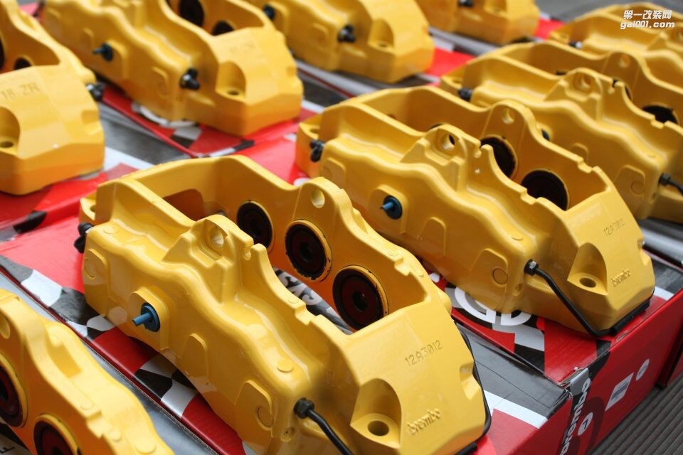 brembo 18Z 大六鮑魚卡鉗